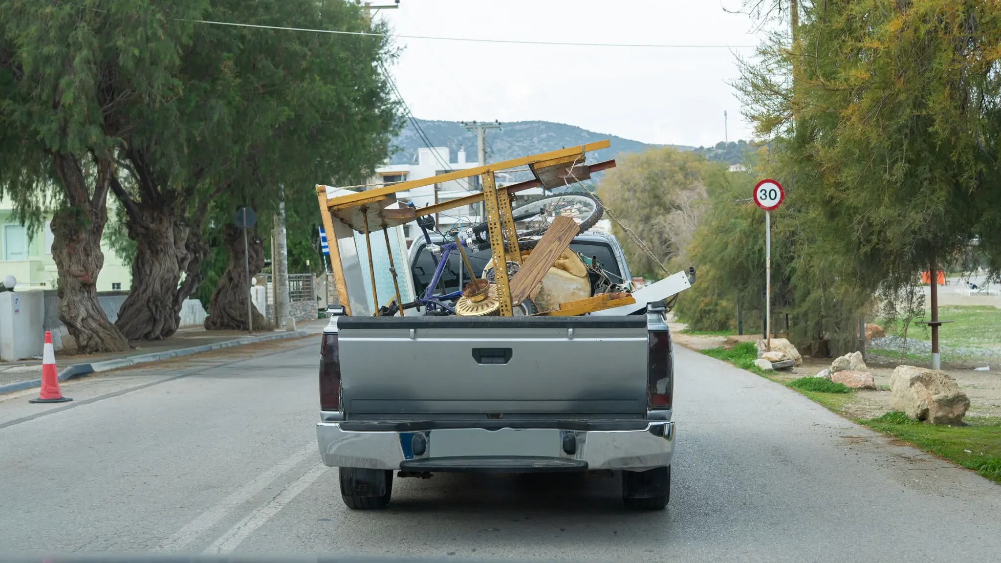 Garage cleanout junk removal